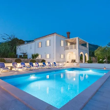 Cypress Paradise By Guide *