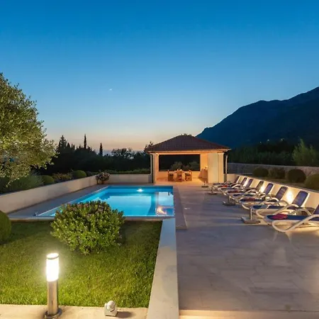 Villa Cypress Paradise By Guide *