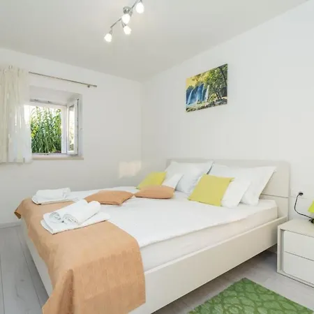 Cypress Paradise By Guide Villa *