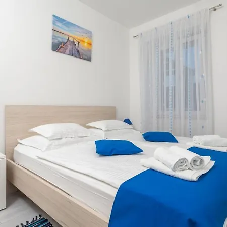 Cypress Paradise By Guide