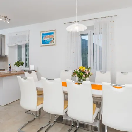 Villa Cypress Paradise By Guide Dubravka