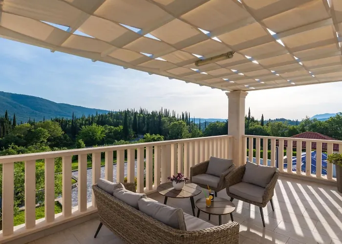 Villa Cypress Paradise By Guide Dubravka