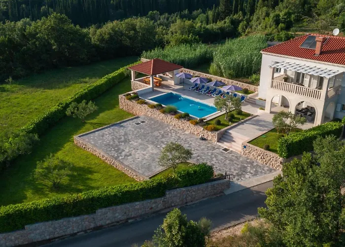 Cypress Paradise By Guide Villa *