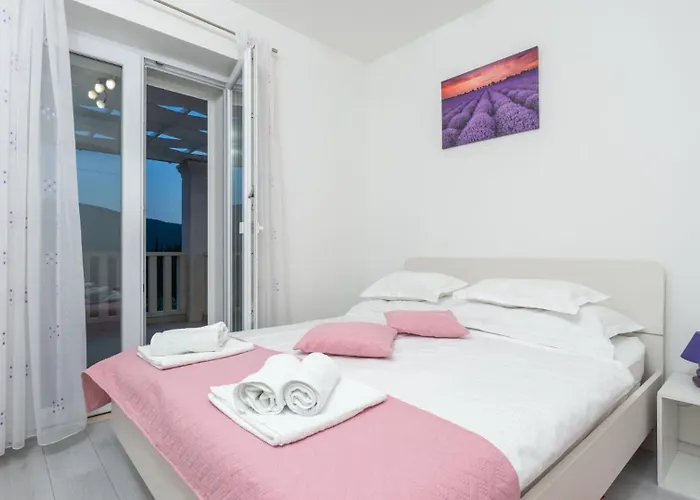 Cypress Paradise By Guide Villa Dubravka